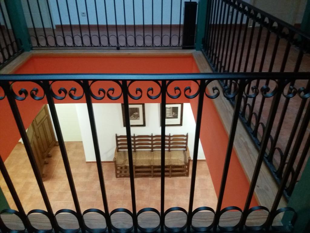 Hotel Y Apartamentos La Casa Rural Chinchon Exterior photo