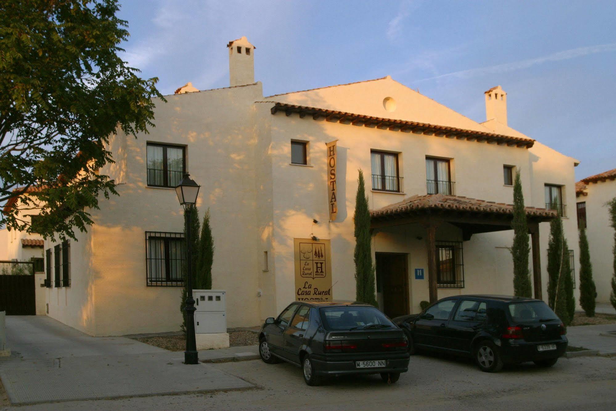 Hotel Y Apartamentos La Casa Rural Chinchon Exterior photo